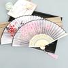 Складной вентилятор с защитой от деформации в китайском стиле, бамбуковая кисточка с цветочным принтом, ручной вентилятор для дома