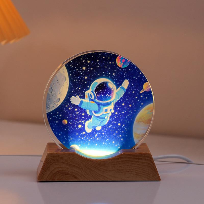 Астронавт USB Ночник Домашние украшения Орнаменты Рождественский подарок для детей