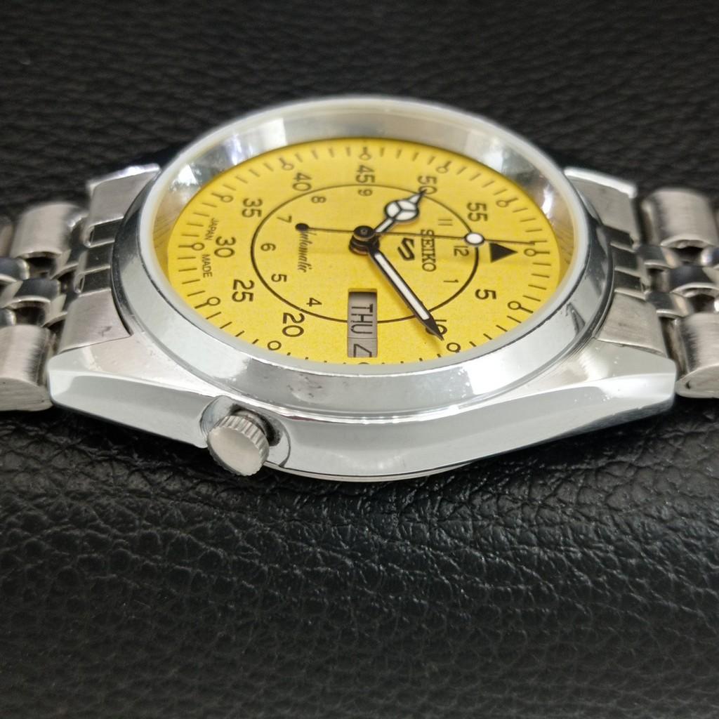ВИНТАЖНЫЕ ОТРЕМОНТИРОВАННЫЕ МУЖСКИЕ АВТОМАТИЧЕСКИЕ ЧАСЫ SEIKO 5 ЯПОНИЯ ЖЕЛТЫЙ ЦИФЕРБЛАТ a445965-1