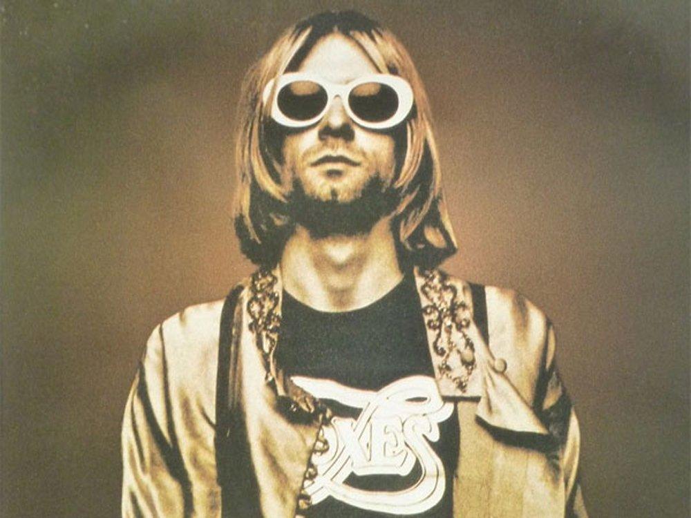 ДИЗАЙН ОВАЛЬНЫЕ СОЛНЦЕЗАЩИТНЫЕ ОЧКИ x 70-е (БЕЛЫЙ ЧЕРНЫЙ)