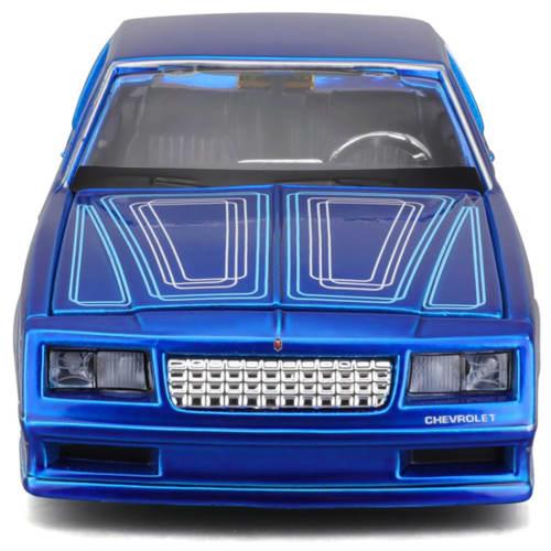 Maisto 1/24 scale Chevrolet Monte Carlo 1986 Blue Custom Lowriders Series / Diecast Model Car, Finished Product 32542