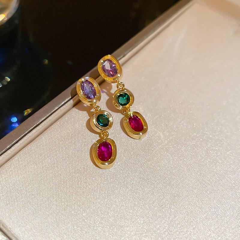 Французский придворный стиль Серьги-пусеты с прямоугольным цирконом на серебряных иглах Изысканные легкие роскошные высококлассные серьги Преувеличенные серьги Женщины