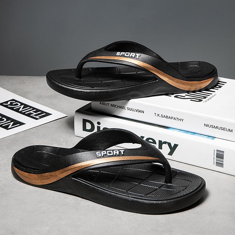 Шлепанцы мужские летние трендовые модные мужские верхние туфли с клипсами для ног новые нескользящие и износостойкие пляжные классные тапочки