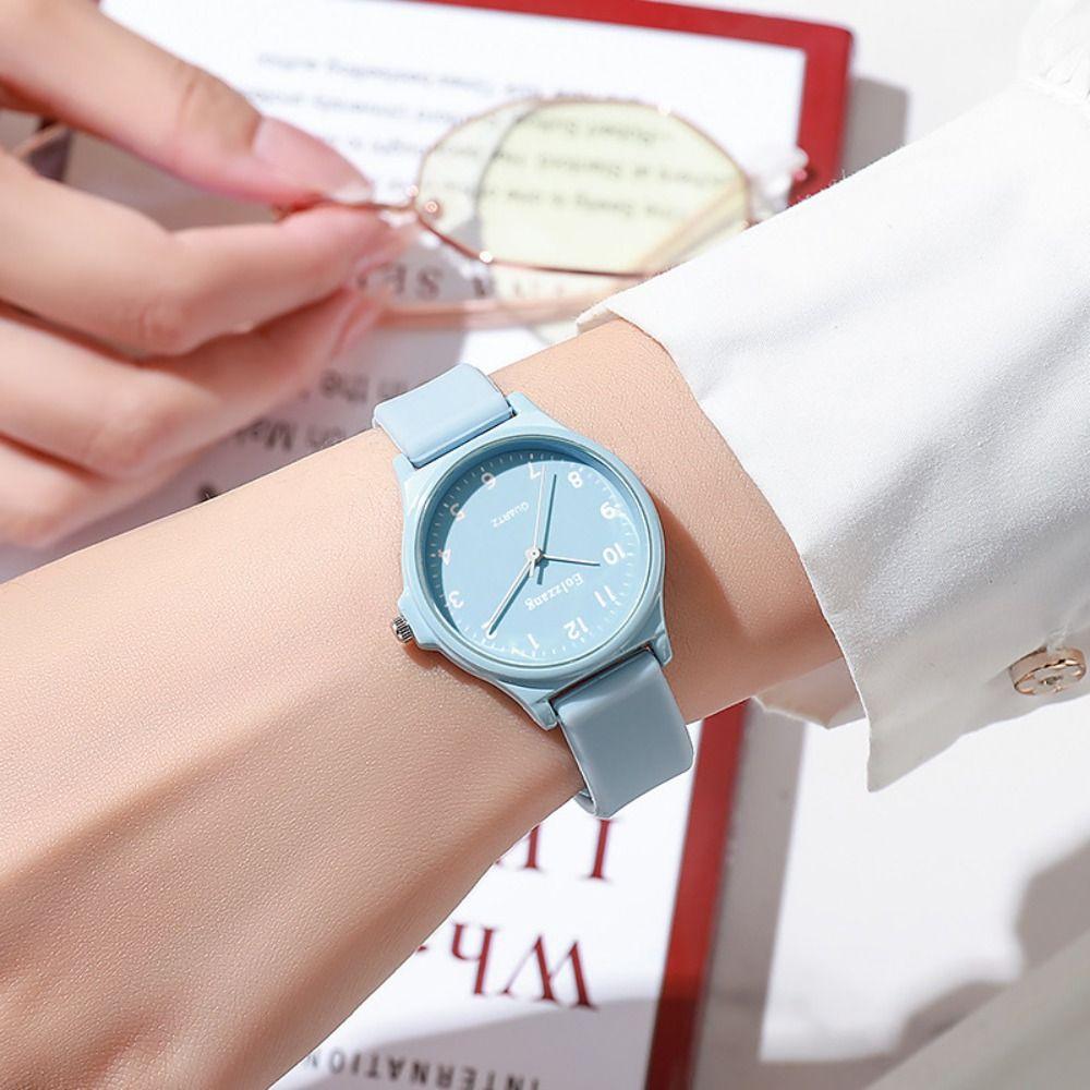 Silicone Strap Student Wristwatch Casual Quartz Clock Creative Kids Quartz Watch For Men and Women