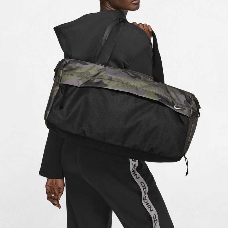 Nike Полиэстеровая сумка, сумка через плечо, сумка кроссбоди, дорожная сумка обычная унисекс черная повседневная CW9214-010