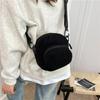 Осенняя простая маленькая квадратная сумка на плечо для женщин Универсальная женская вельветовая сумка через плечо Повседневная легкая женская сумка-клатч