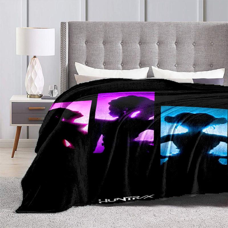 1pc HUNTRAXCartoon Blanket,Portable Throw for Travel , All-Season Cozy Blanket,Ideal Gift for Christmas, BirthdaysPB042