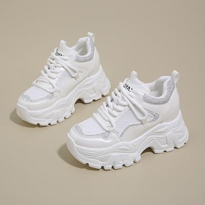 Женская обувь – Кроссовки