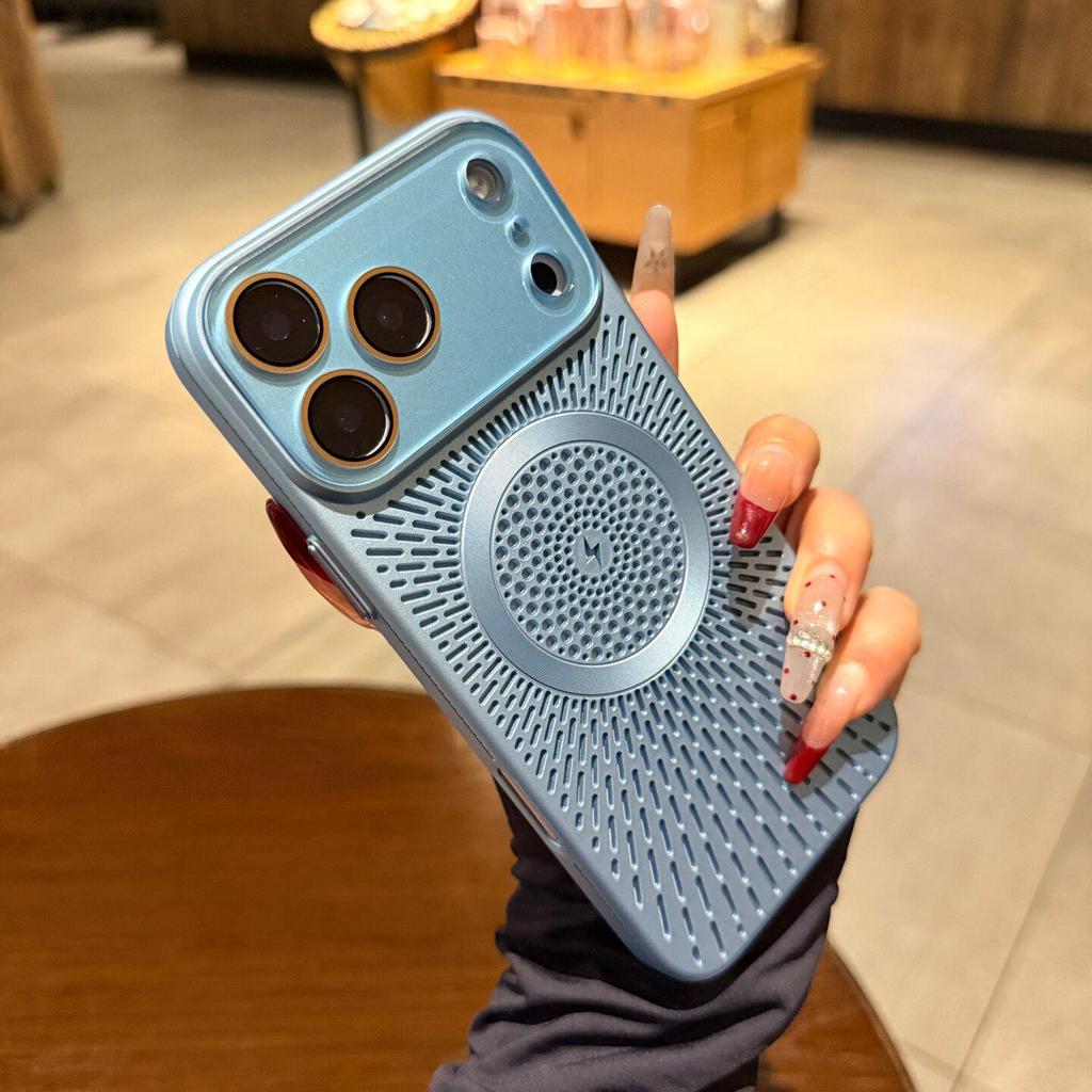 Матовый магнитный охлаждающий чехол с защитой камеры для iPhone 17 Pro Max