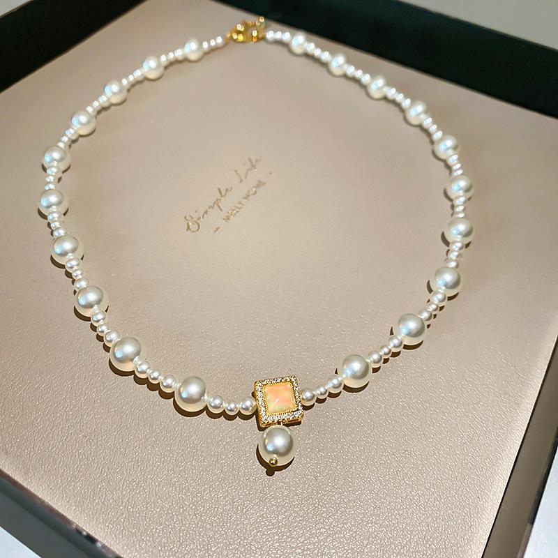 Korean temperament love butterfly pearl fringed necklace fashion collarbone chain versatile item decoration