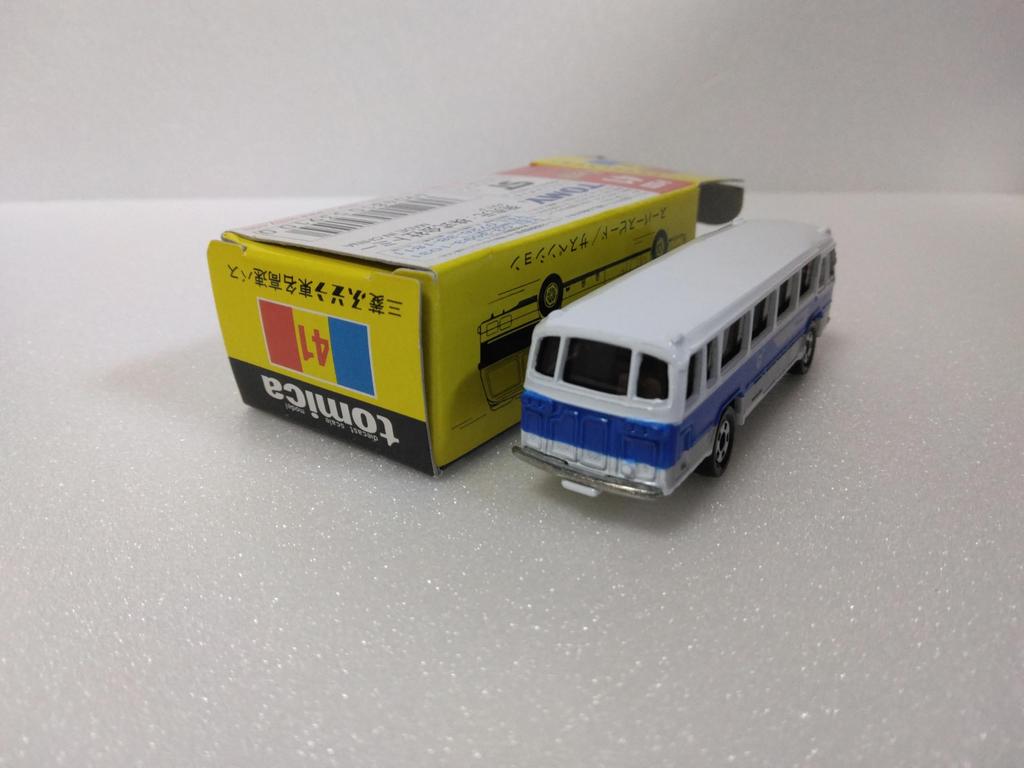 Tomica Black Box No. 41 Mitsubishi Fuso Tomei Expressway Bus, 164 Scale, Reprint Made In China