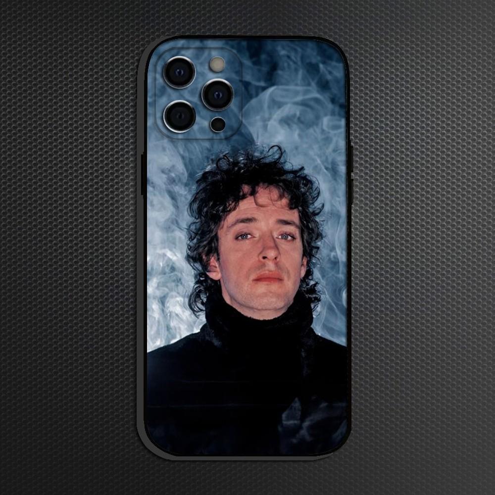 Певец G-Густаво Серати Чехол для телефона для iPhone 16,15,14,13,12,11 Plus,Pro Max,XS,X,XR,SE,Mini,8,7,Мягкий силиконовый черный чехол
