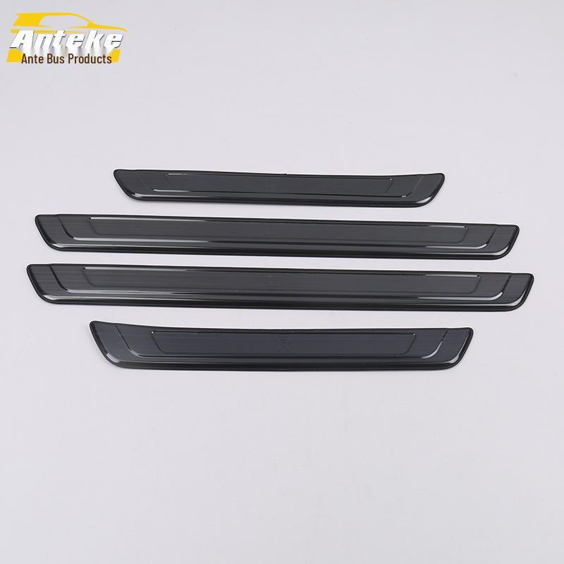 19 A6L Sill Trim Decorative Sequins & Welcome Pedal Protector