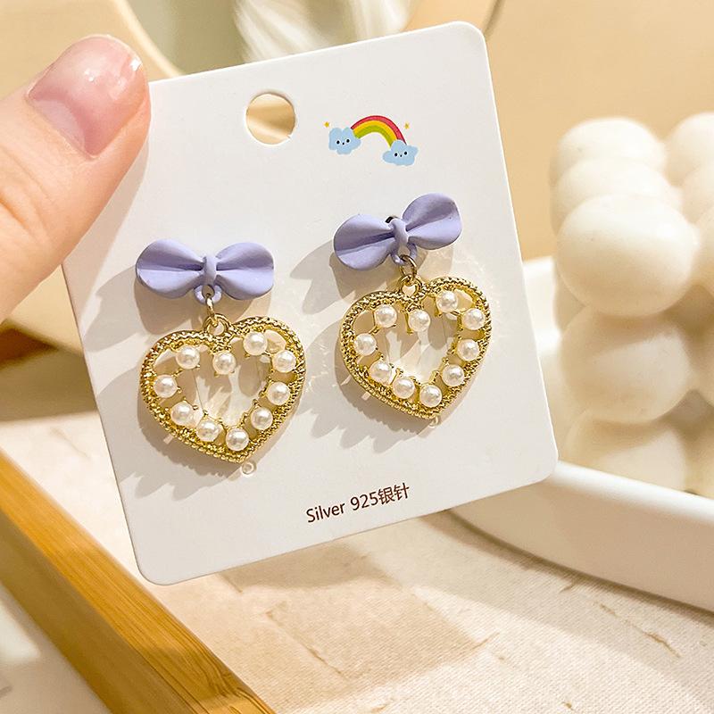 Cute Bear Earrings, Asymmetrical Cartoon Stud Earrings, Beautiful Girl Love Fun Earrings