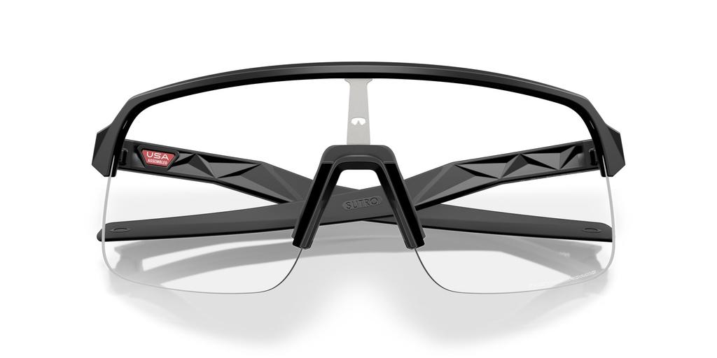 Oakley Sunglasses 0OO9496 SUTRO MATTE BLACK CLEAR PHOTOCHROMIC 94960734 LITE S Polarized Photochromic [Oakley]