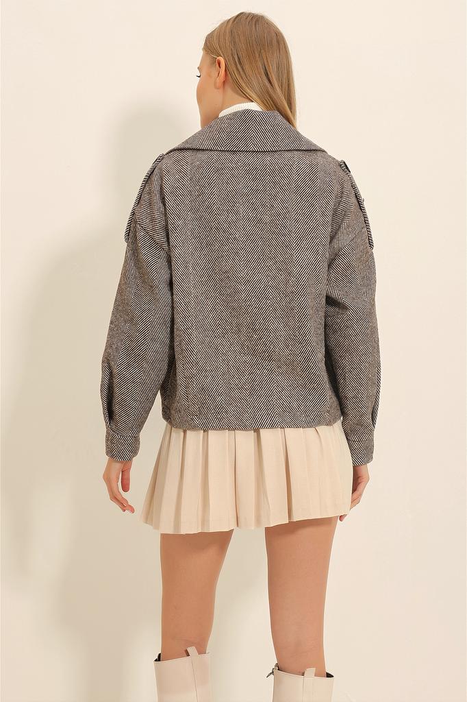 Женское пальто, новое сезонное модное коричневое укороченное пальто с двумя карманами