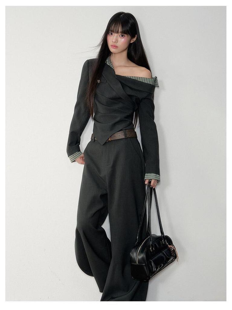 Осенняя клетчатая рубашка с длинным рукавом и открытыми плечами для женщин, приталенная, стройнящая, великолепный дизайн