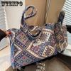 Large Capacity Ethnic Style Tote Bag for Women Fashionable Commuting Single Shoulder Tote Bag