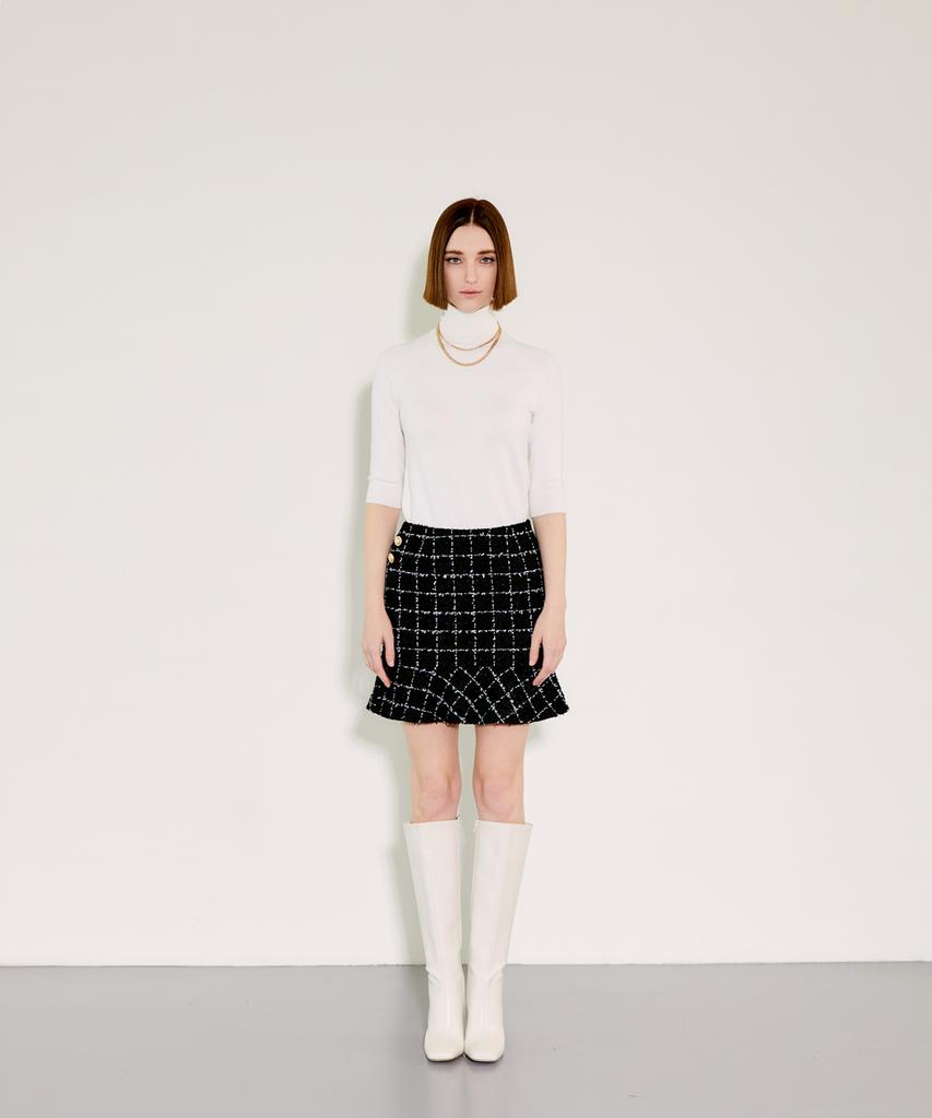 Chaenyuyog Check Mini Flare Skirt [White Check]