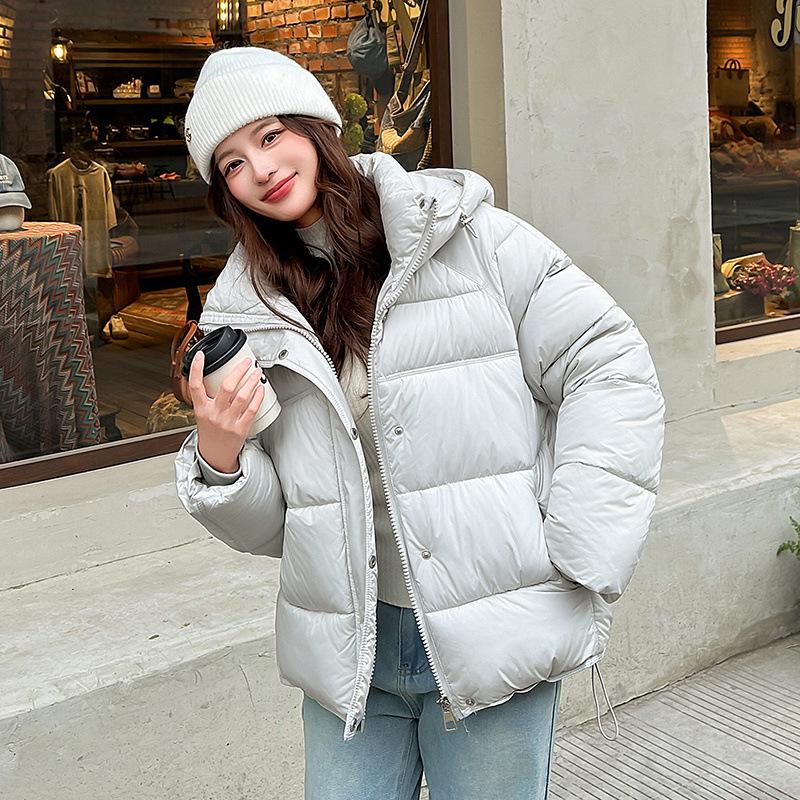 Women’s Short Hooded Windproof Thicken Warm Winter Jacket With Raglan Sleeves