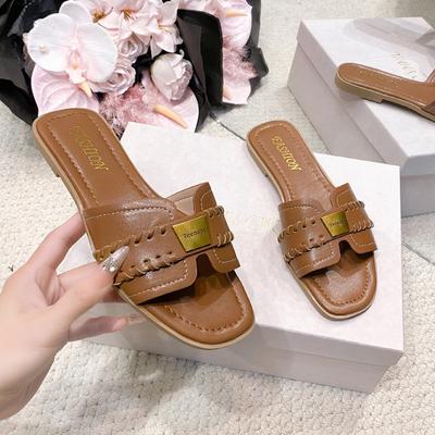 Женская обувь – Сандалии