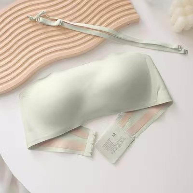 Seamless Strapless Bandeau with Non-Slip Jelly Strip for Women, Beautiful Back Design, Ideal for Small Chest