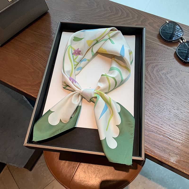 Small square scarf silk scarf women's spring, autumn and winter professional flight attendant flight attendant neck decoration square square scarf