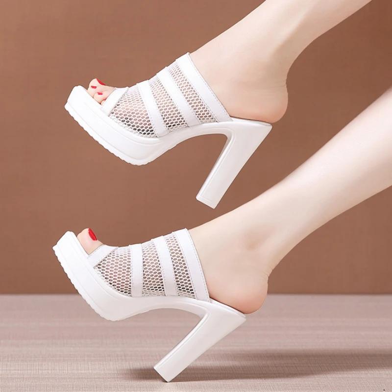 Женские сексуальные сетчатые кружевные босоножки, летняя мода, высокие каблуки, тапочки на платформе, женские яркие кожаные удобные босоножки с открытым носком