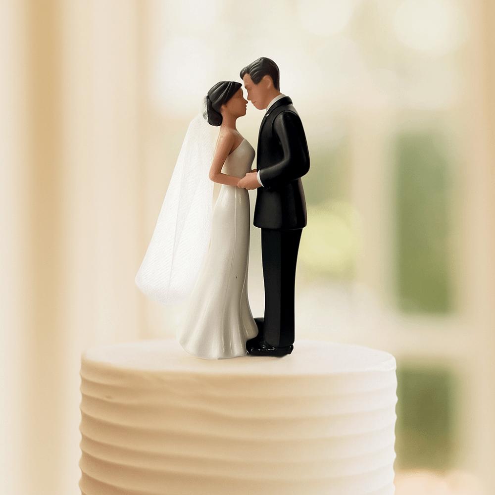 Elegant Cake Toppers Dolls White/Black Bride & Groom Figurines Bridal Shower Decoration