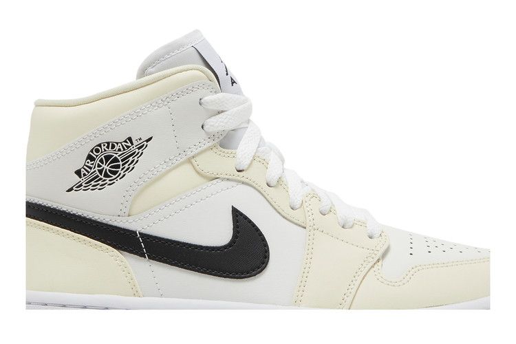 Jordan 1 Средний кокосовое молоко (Женский)