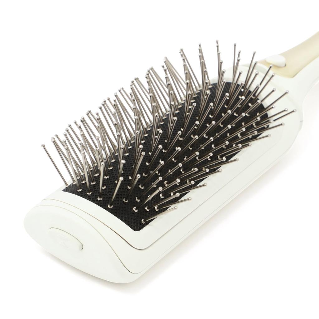 Francfranc Salon Vibrating Ion Hairbrush, White, Negative Ions, Battery-Operated, Electric Brush, Scalp Care, Gift