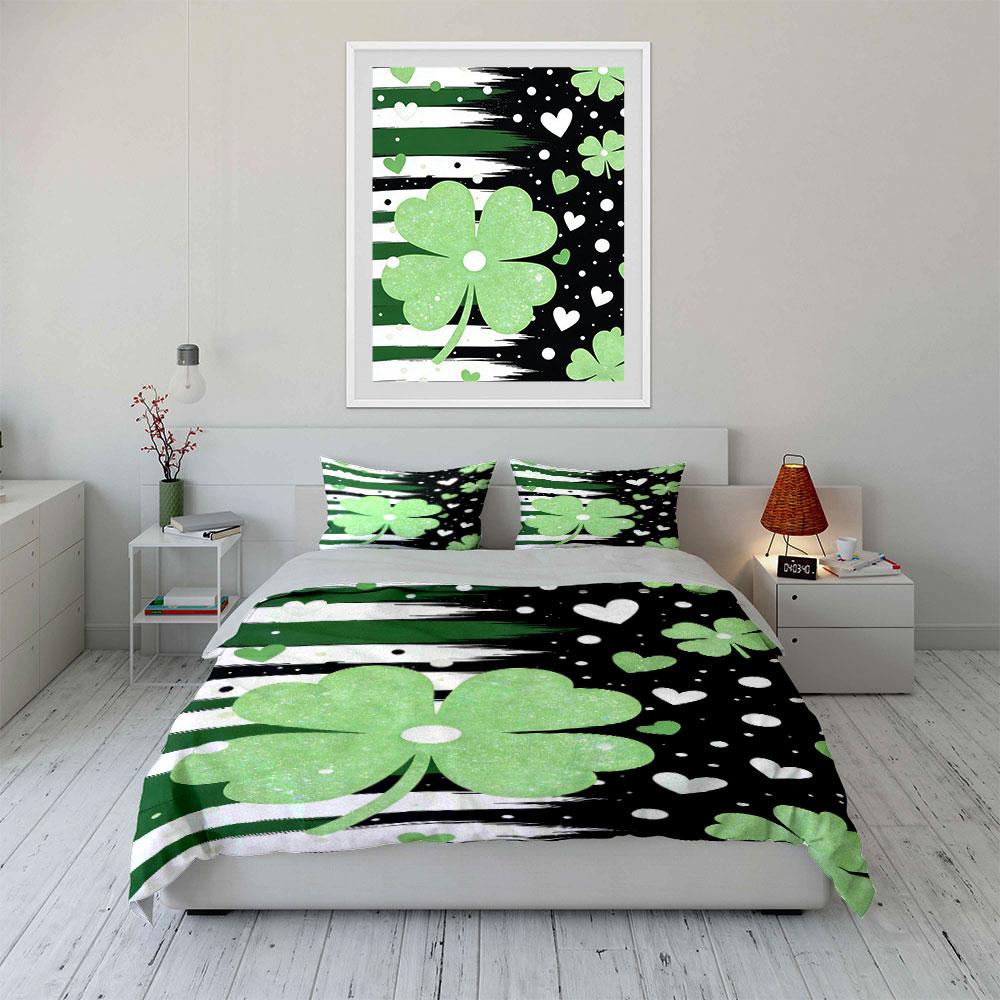 Green clovers and hearts. Bedding sets Duvet cover sets Duvet covers Pillowcases(1 * Duvet Cover 2 * Pillowcases without duvet insert)
