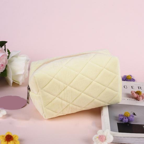 Плюшевая косметичка, милая большая вместительная женская сумка, легко носить с собой, портативная, просторная с металлической молнией, косметический органайзер