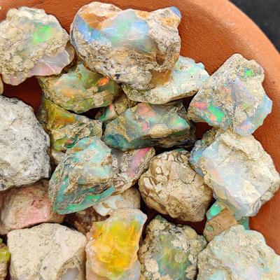 ОПАЛ Необработанные кристаллы Класс ААА Большой оптом Необработанный опал Грубый опал Лот Вело Опал Кабошон Изготовление ювелирных изделий Сырье