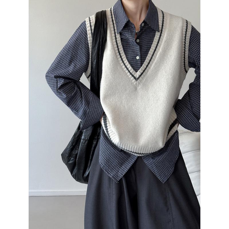 Orange Zhi Retro V-Neck Color Block Knitted Vest - Early Autumn College Girl Style