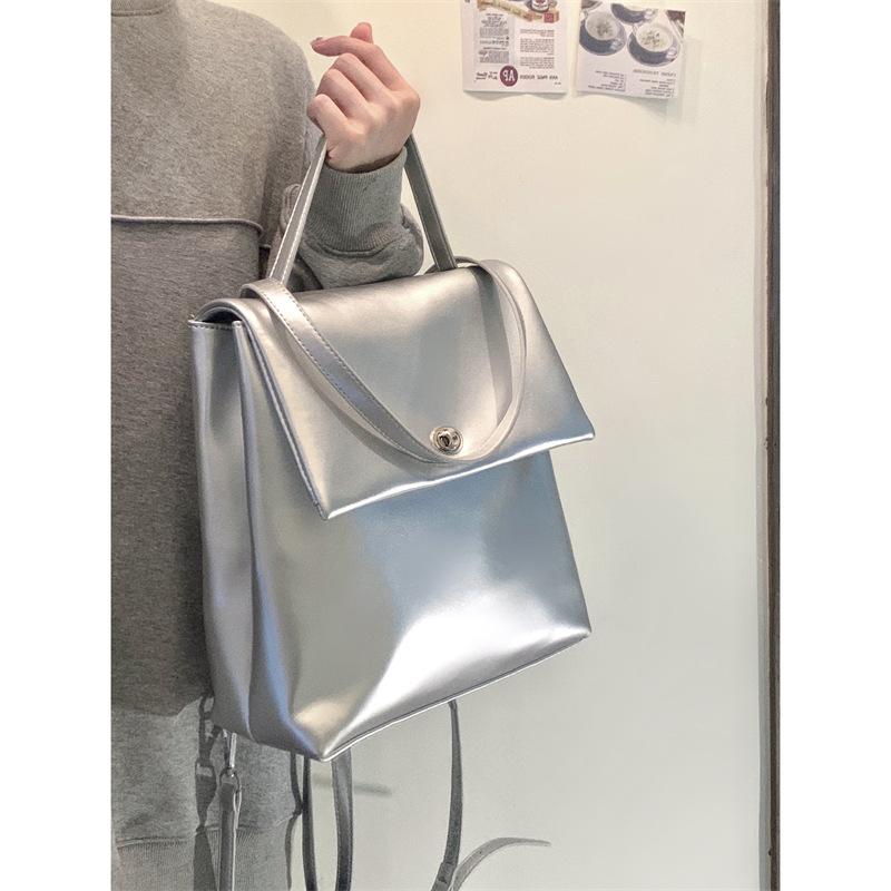 2024 Новая Серебряная Сумка Niche Женская Большая Вместимость Универсальный Рюкзак Для Путешествий Класс Простой Рюкзак