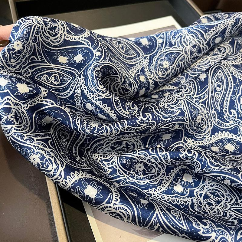 1pc Square Scarf Women‘s Satin Bandanna Print Bag Scarves Head Band Fashion Lady Hair Shawl Wrap Female Neckerchief Hijab