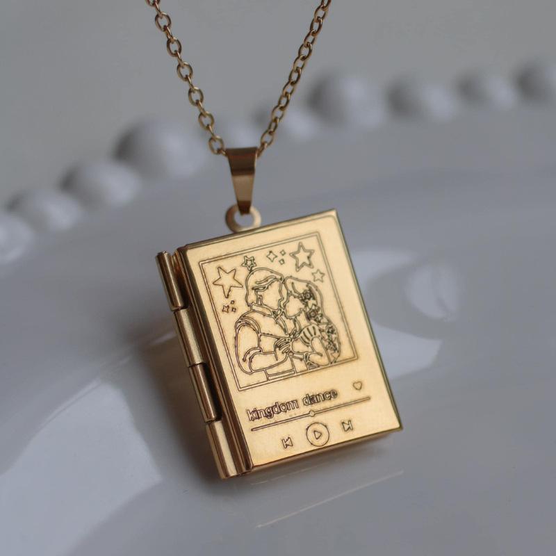 Gold Star Map Character Book Necklace Vintage Openable Pendant Niche Design Clavicle Chain