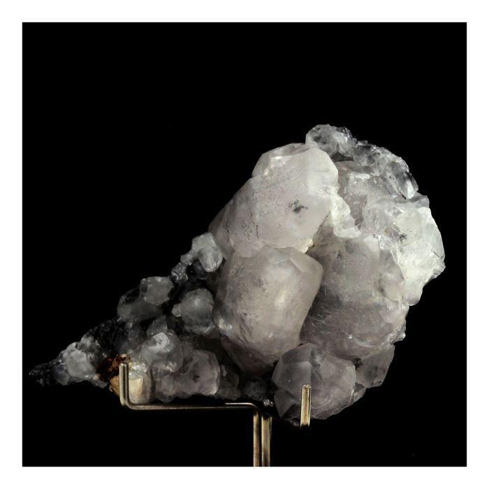 Pierres et Minéraux. Calcite. 243.50 ct. Vaugelas, Villard St Christophe, Isère, France.