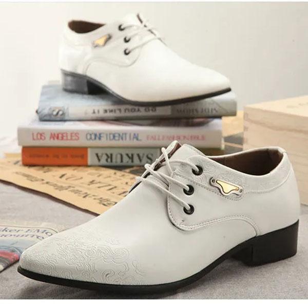 Men's Carved Dress Leather Shoes Spring Autumn British Leather Shoes Business Formal Pointed Toe Lace-up Casual Shoes Glossy Breathable Leather Shoes