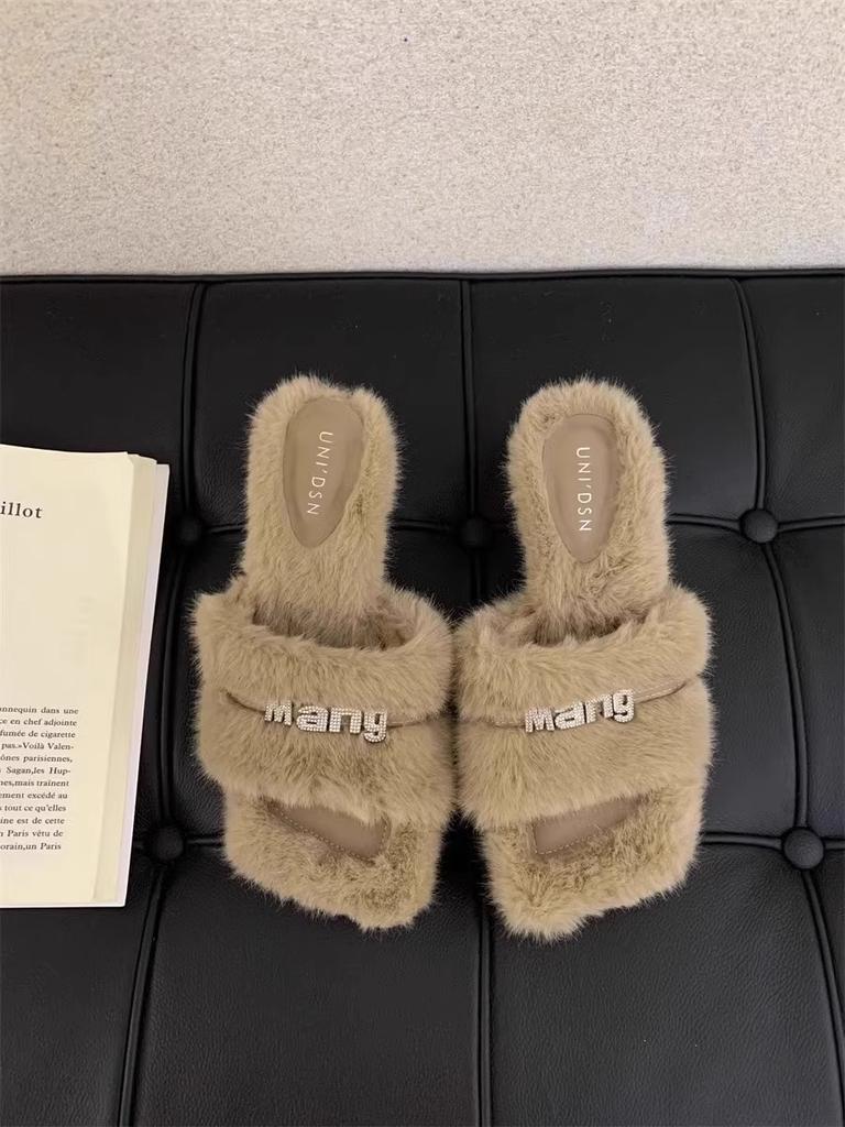 Mao Mao Slippers Women's Autumn and Winter Wear 2025 New French Temperament Rhinestone Mao Mao Shoes Thick Heel High Heels