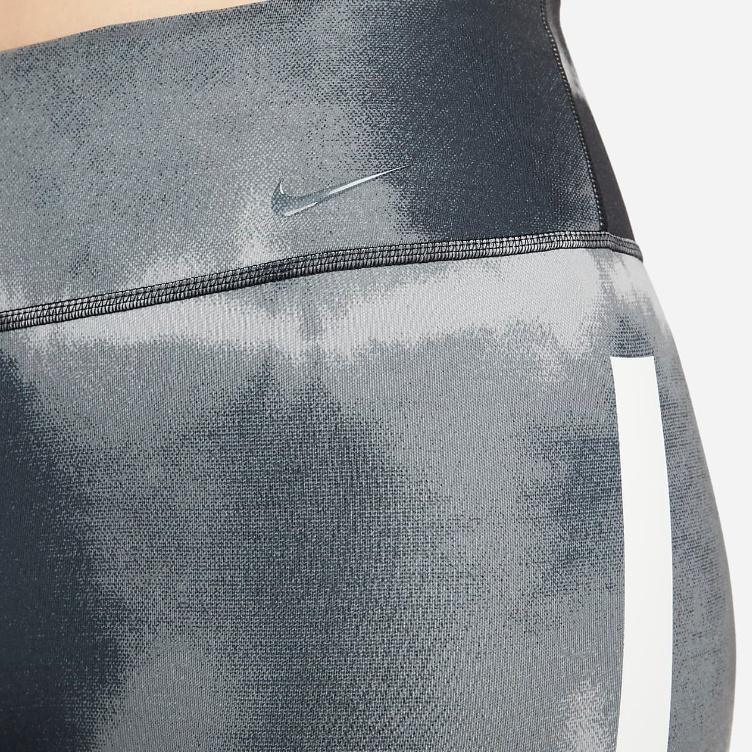 Nike Casual Shorts Women's Gray Moderate DO7815-010