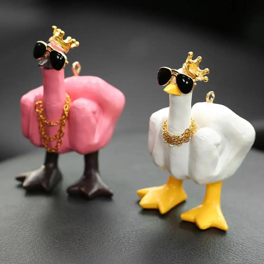 Новая забавная статуэтка утки со средним пальцем из смолы, украшение для автомобиля, центральная консоль, украшения для автомобиля