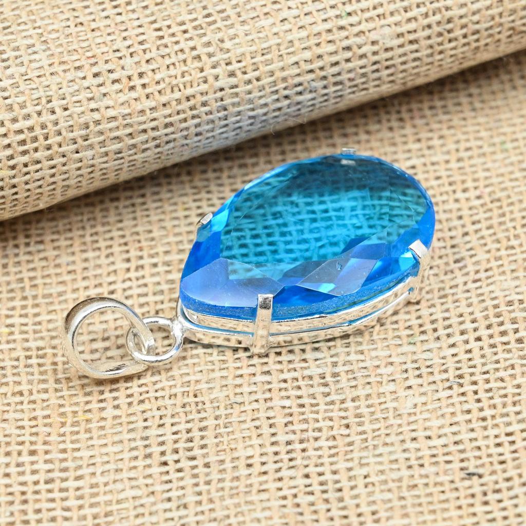 Граненый танзанитовый драгоценный камень стерлингового серебра 925 пробы Ювелирные изделия ручной работы Красивый кулон