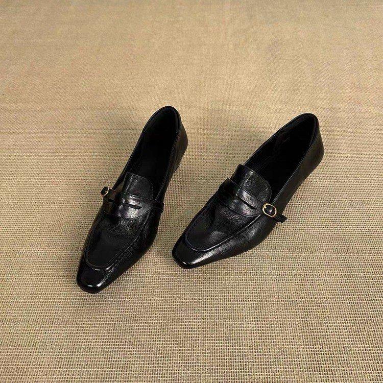 Retro square head thick heel loafers women's shoes autumn temperament one-pedal single shoes belt buckle small leather shoes