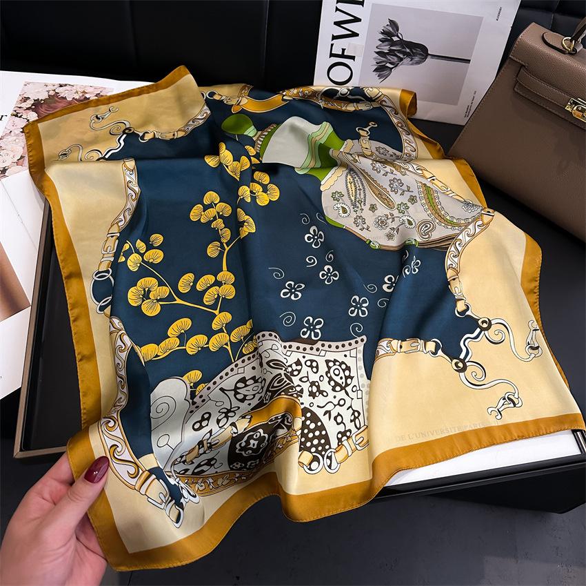 Imitated Silk Headcloth Fashion Flower Print Square Shawls Popular 70X70cm Bandanna Kerchief Sun Protection Silk Scarves Tie Bag