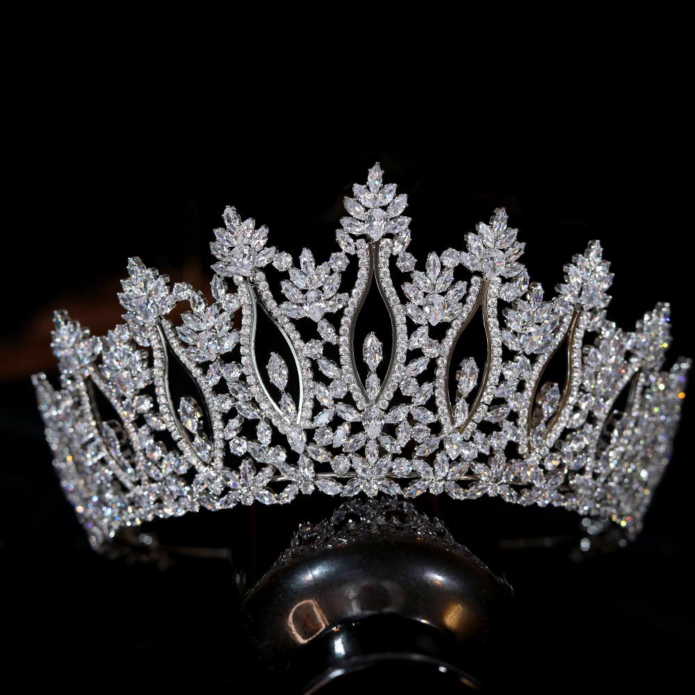 Тиары и короны для женщин Parmalanbe Luxury Cz Королевская корона свадебные аксессуары для волос кристалл головной убор ювелирные изделия