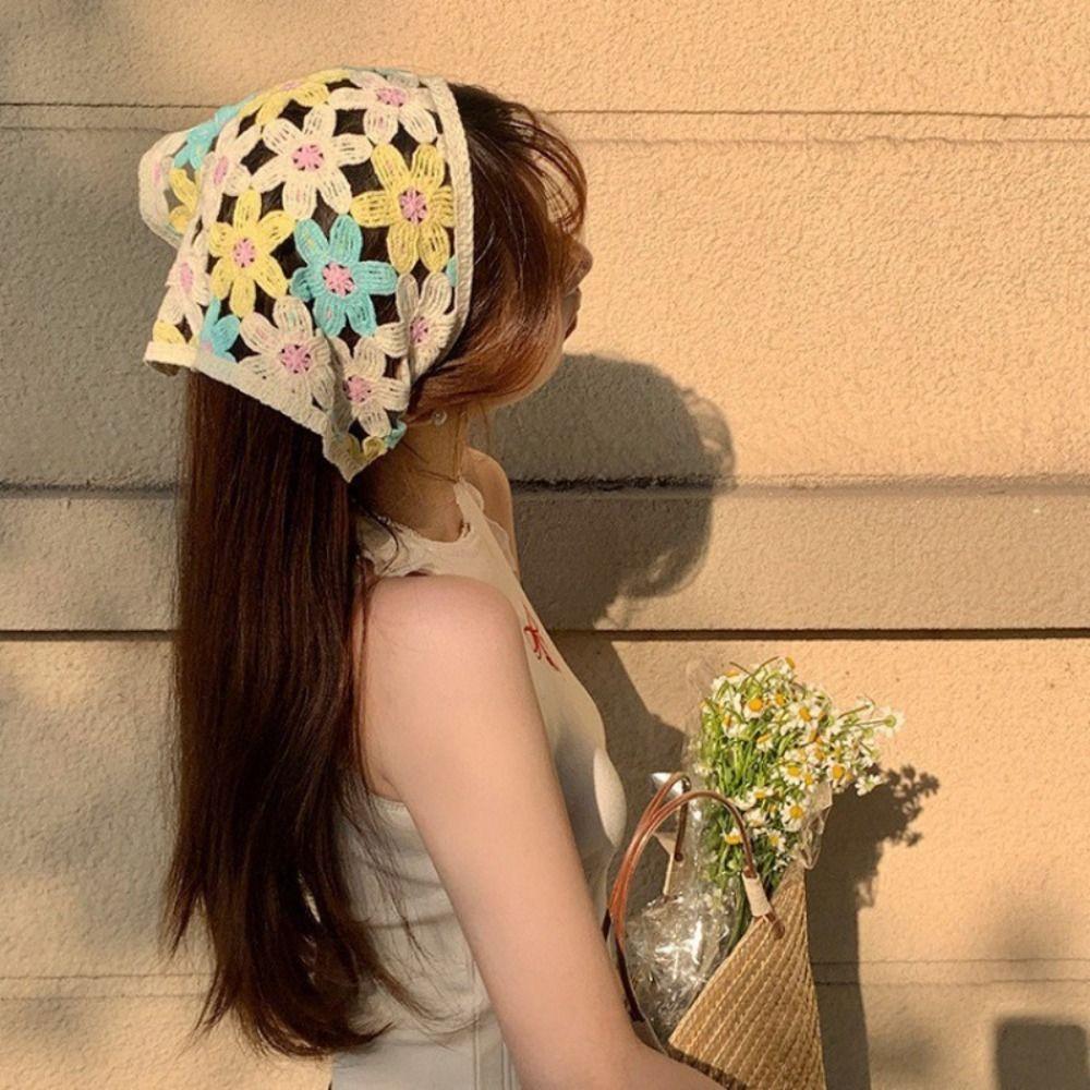 Little Daisy Crochet Triangle Headscarf French Retro Triangular Turban Scarf  Women Girls