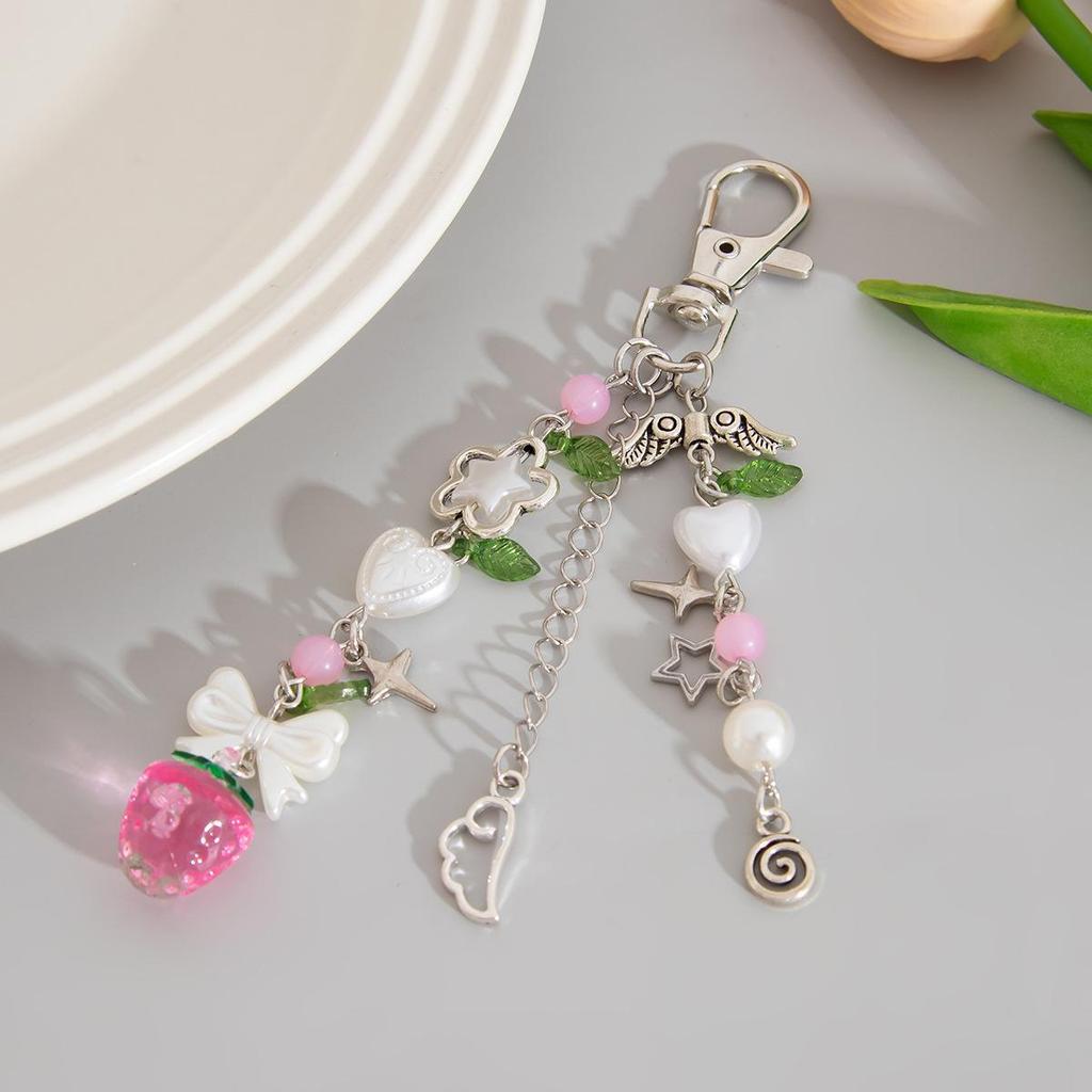 Европейский американский милый кулон из акрила с клубникой и брелок из сплава с жемчужными бусинами