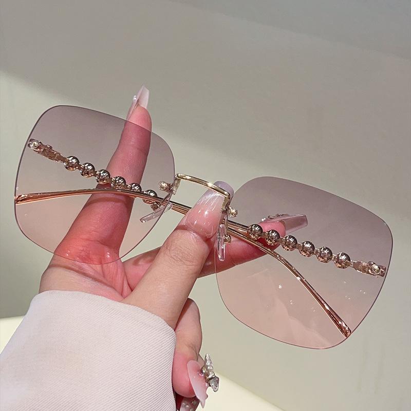Vintage Rimless Oversized Square Sunglasses Women For Men Luxury Brand Designer Sun Glasses Punk Popular Pearl Metal Shades